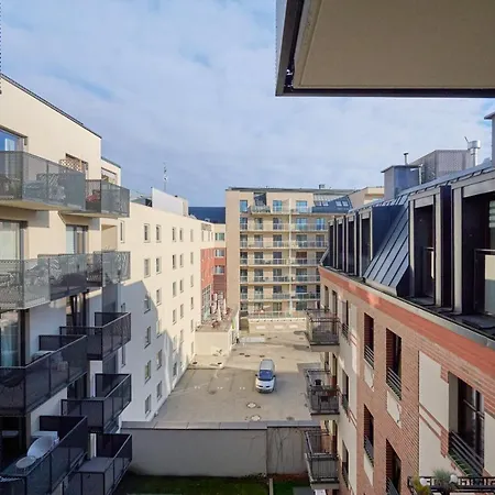 公寓 Chique For A Big Family With 2 Parking Spaces By Renters 弗罗茨瓦夫